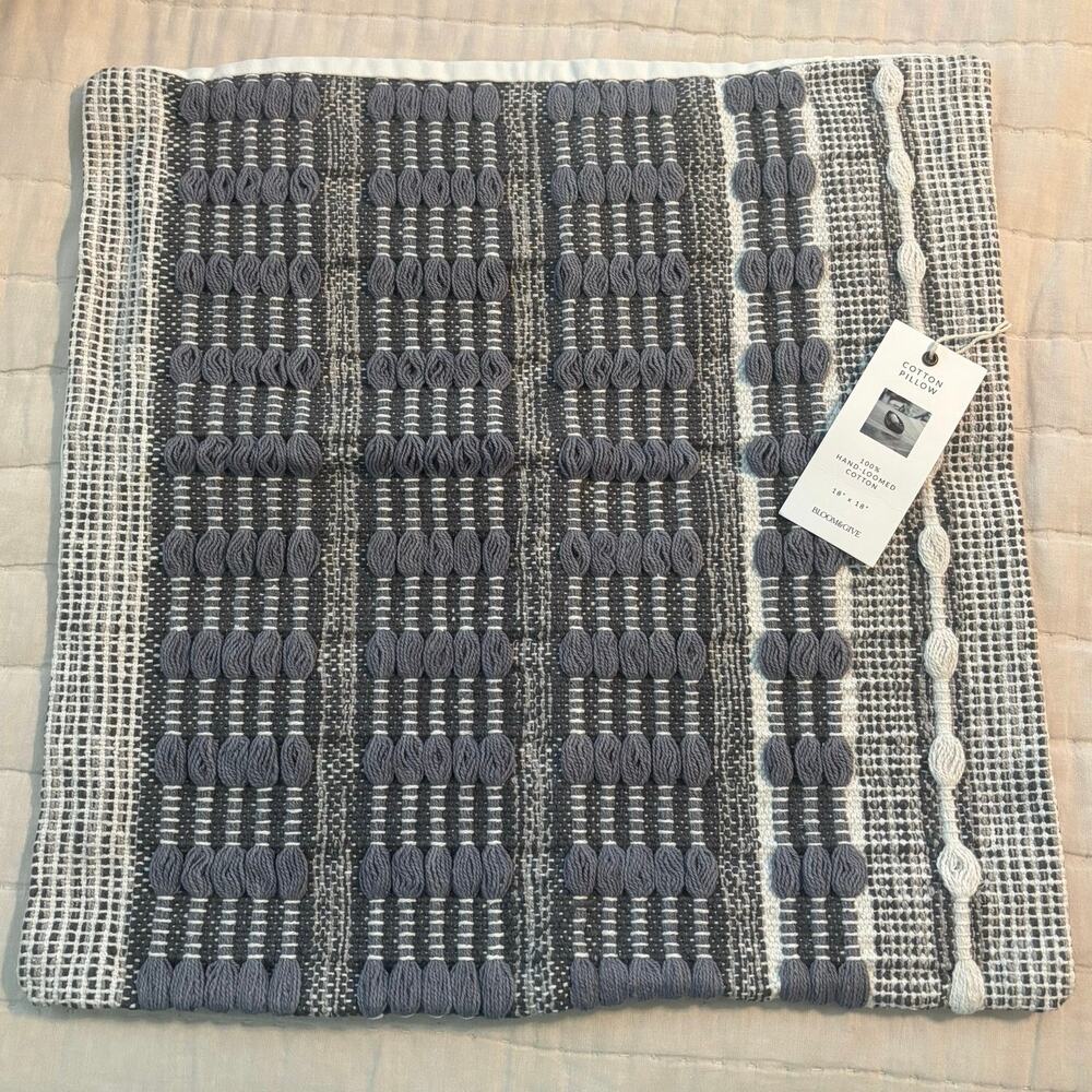 NEW Bloom & Give Sonoma Cotton Pillow Cover Sham Hand Loomed 18” x 18”